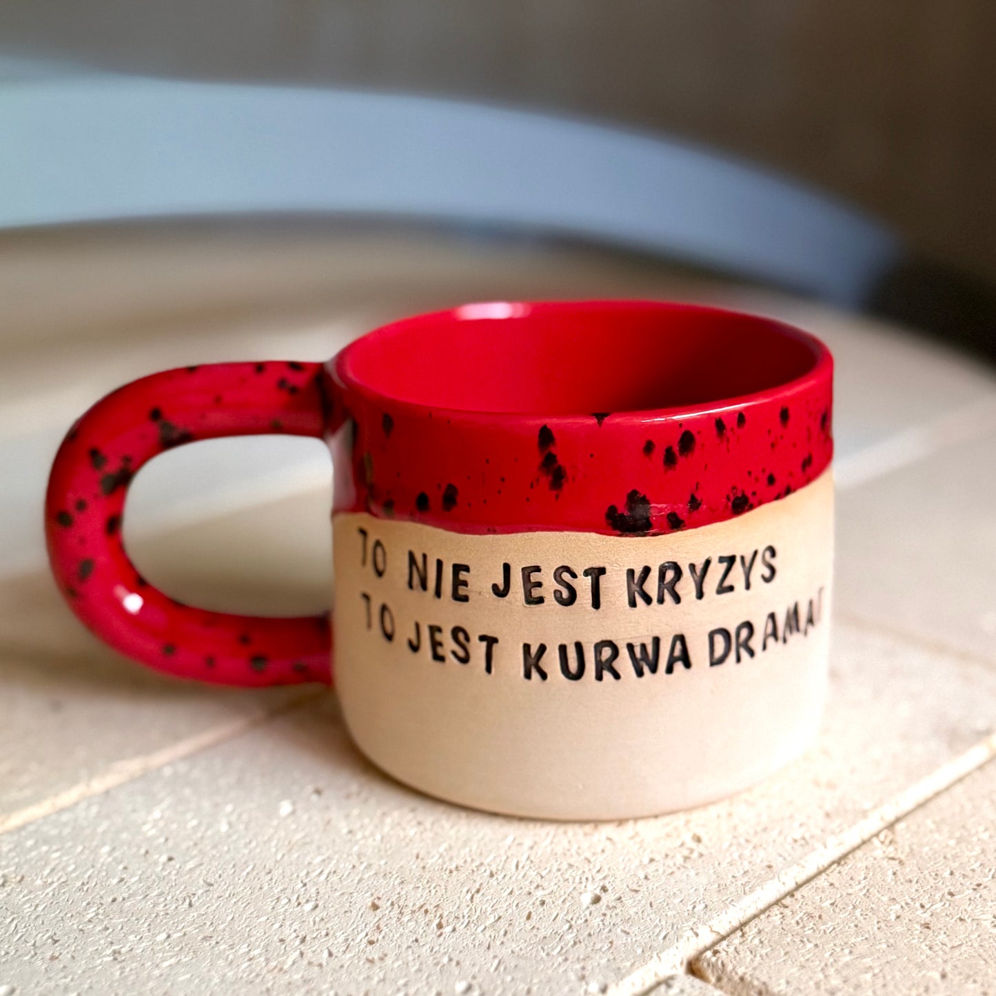 M - Kubek Brzydkie Słowa - To nie jest kryzys to kurwa dramat