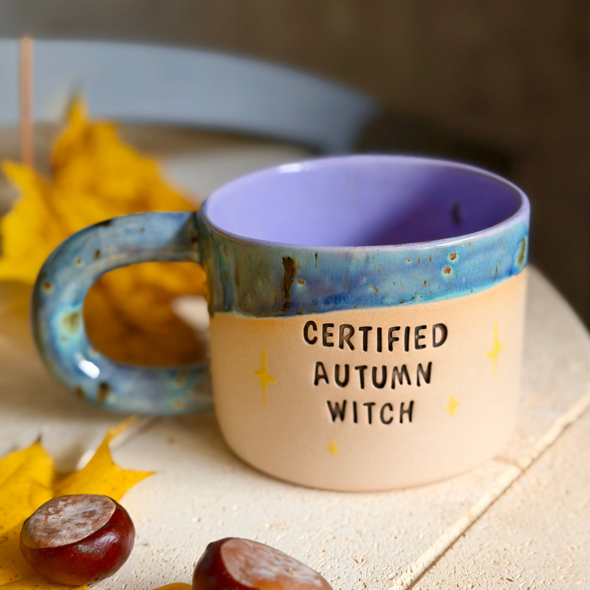 M - Kubek Brzydkie Słowa - gwiazdy - certified autumn Witch
