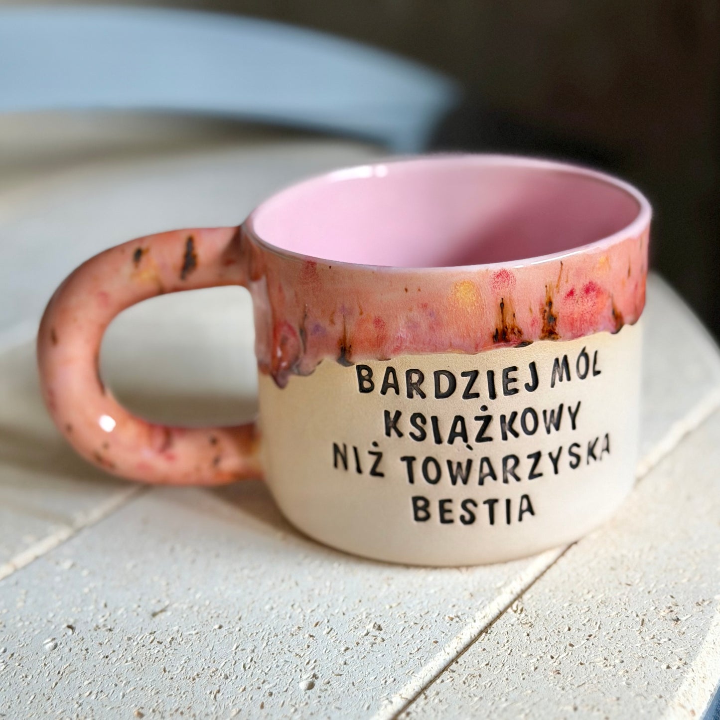 M - Kubek 1670 - bardziej mól książkowy