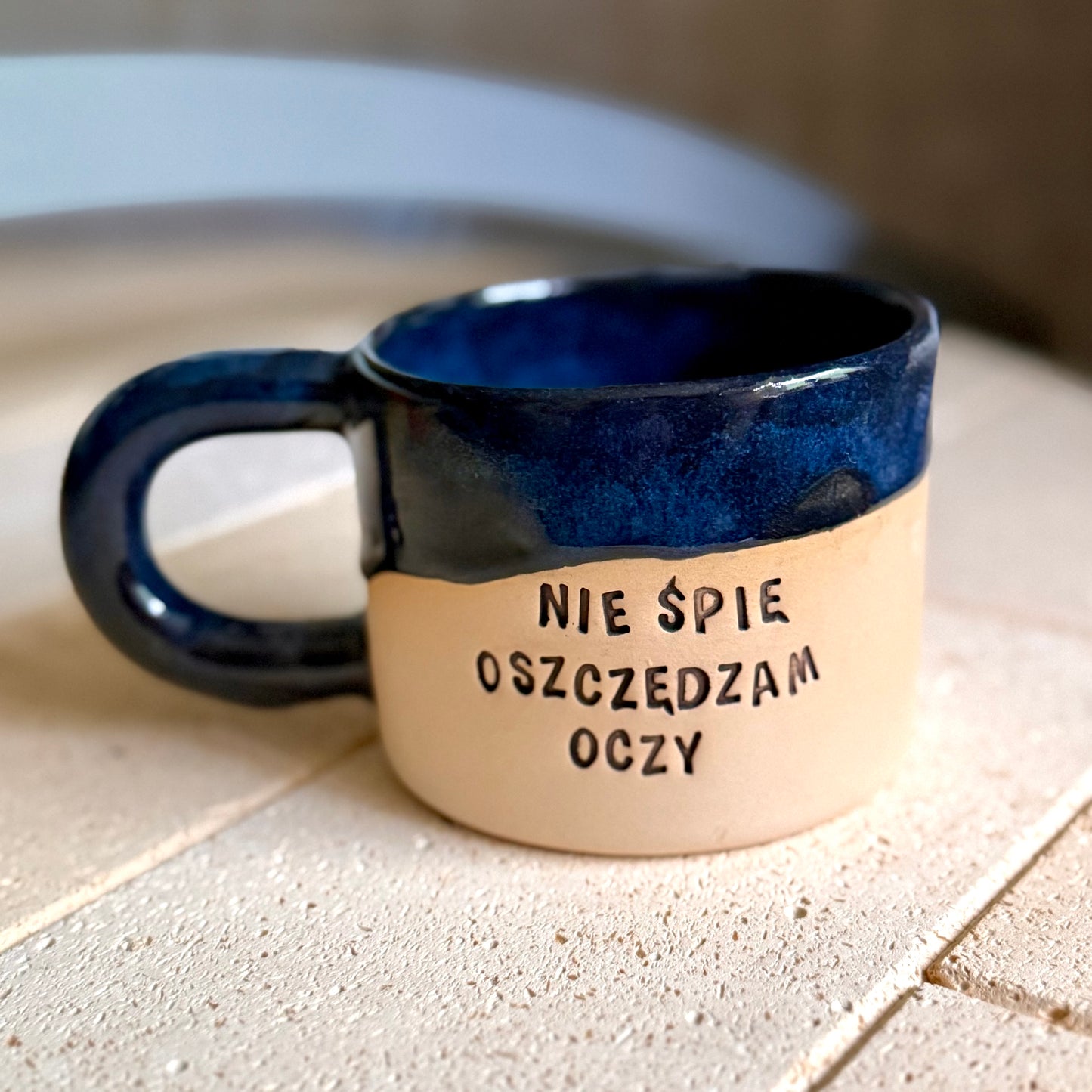 M - Kubek dla Taty - nie śpię oszczędzam oczy