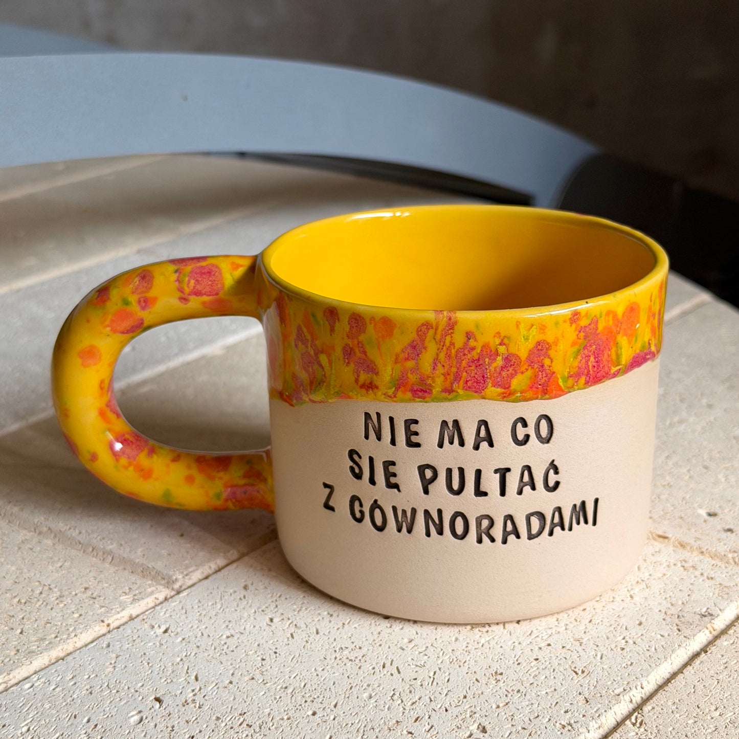 M - Kubek Brzydkie Słowa - Nie ma co się pultać z gównoradami