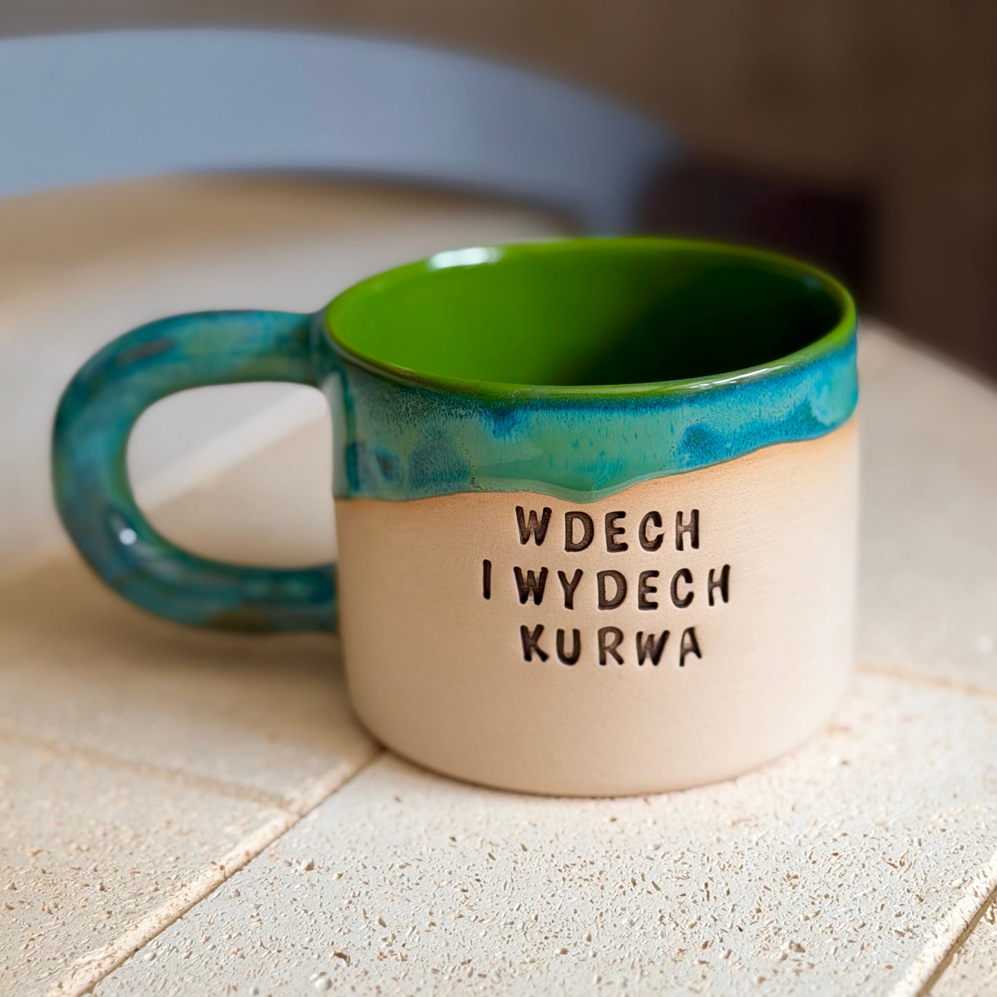 M - Kubek Brzydkie Słowa - Wdech i kurwa wydech