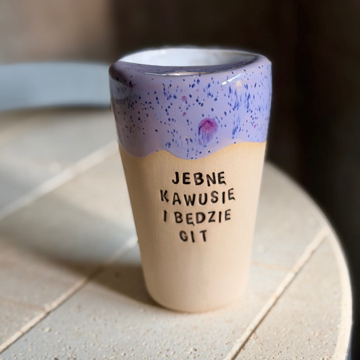 Podróżny - Kubek brzydkie słowa - Jebnę kawusię