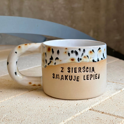 M - Outlet - Kubek Brzydkie Słowa - Z sierścią smakuje lepiej