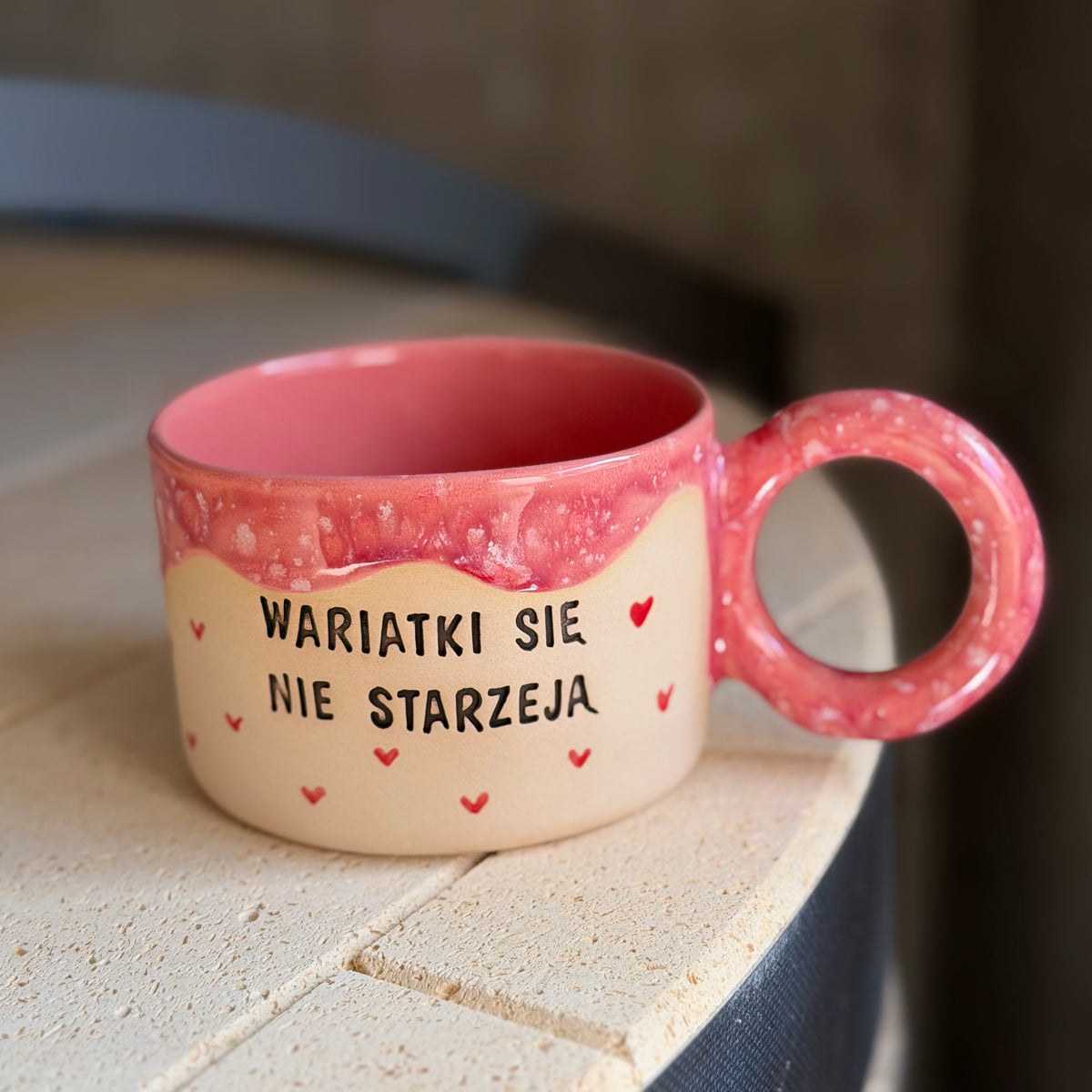 M - Kubek Brzydkie Słowa - Wariatki się nie starzeją - ucho koło
